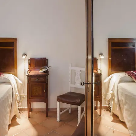 Degli Aranci Villa *