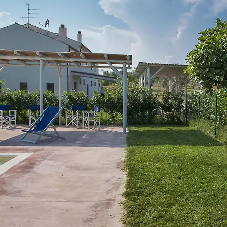 Degli Aranci Villa *